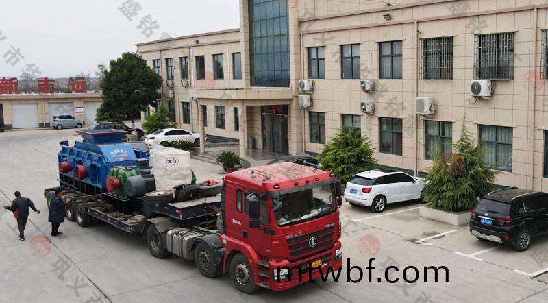 ���϶Թ���ɰ�������ֳ�